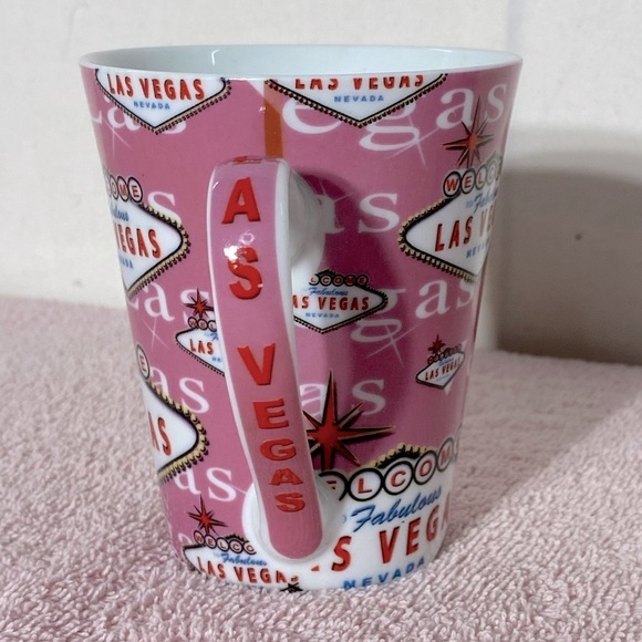 5/$25 Fabulous Las Vegas Sign Pink Porcelain Mug - Picture 2 of 9